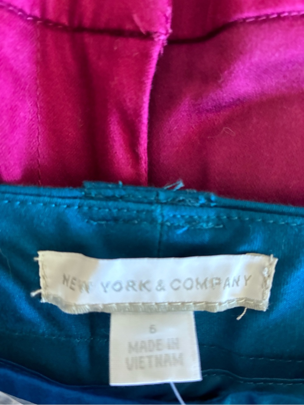 New York & Company Blue, Magenta and Yellow High-Waist Crop Pants Size 6 - Picture 4 of 6